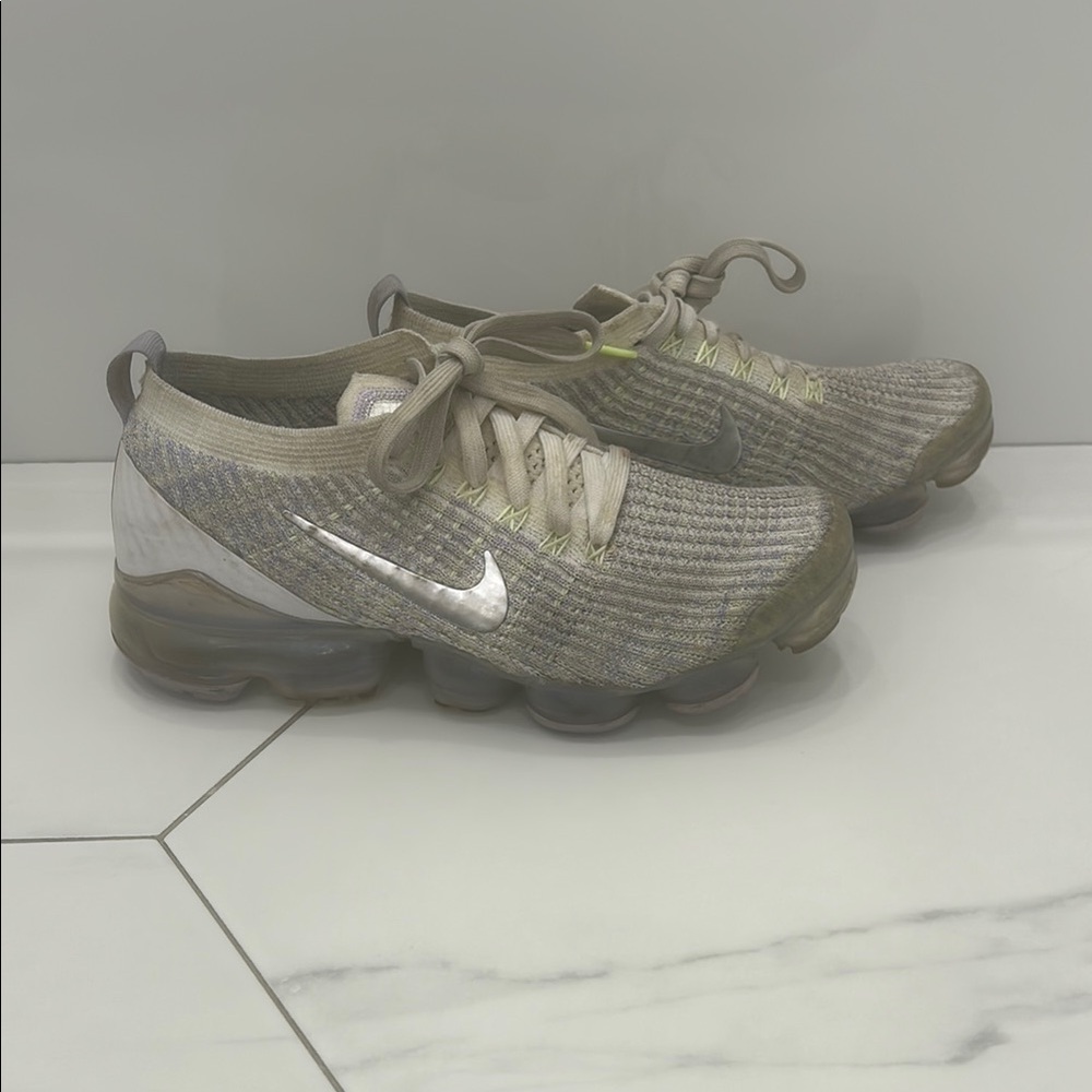 Nike Air VaporMax Flyknit Sneakers - Silver and Cream